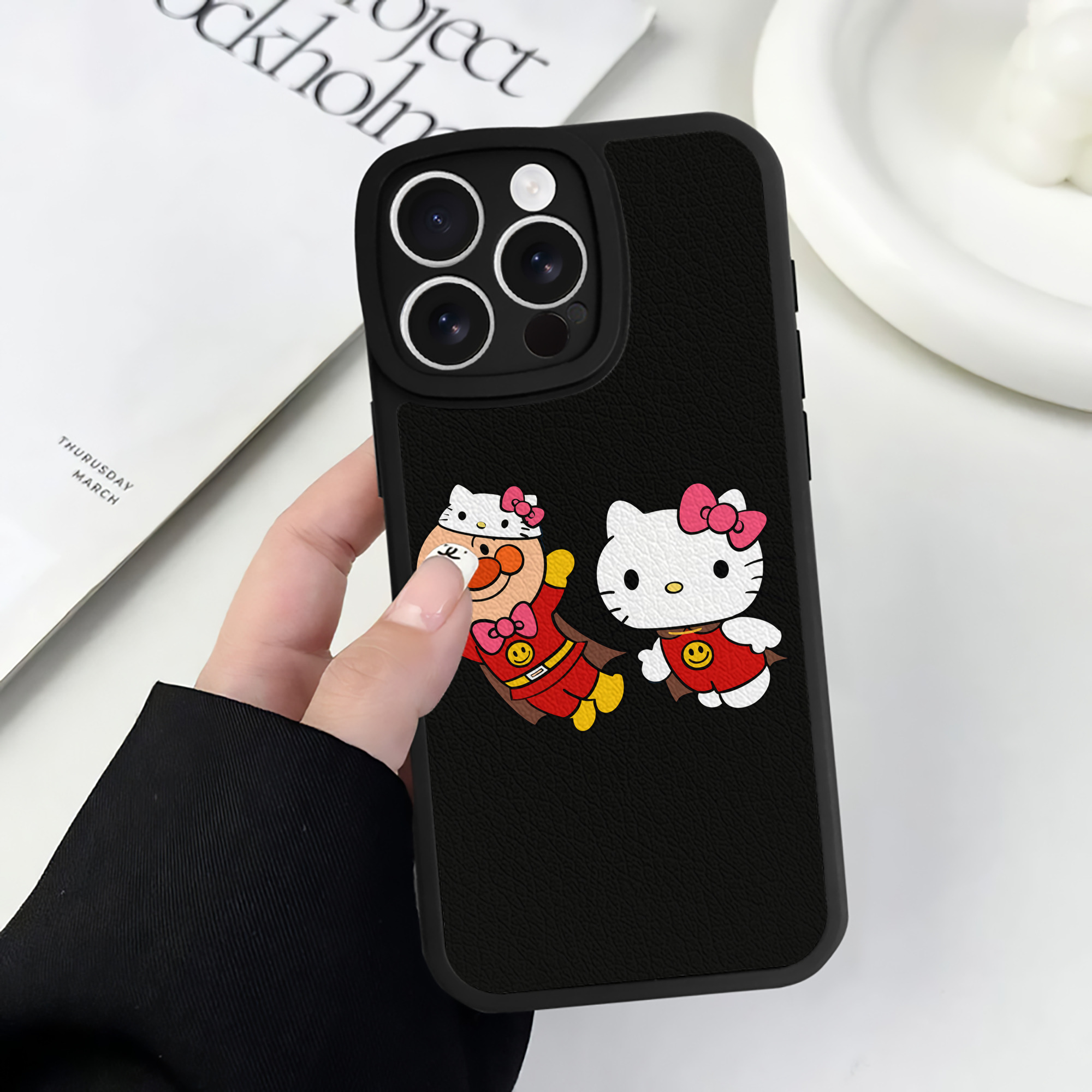 （画像用） アンパンマン Anpanman 【iPhone 16シリーズ対応】シリコンスマホケース（レザー調） 材質：シリコン